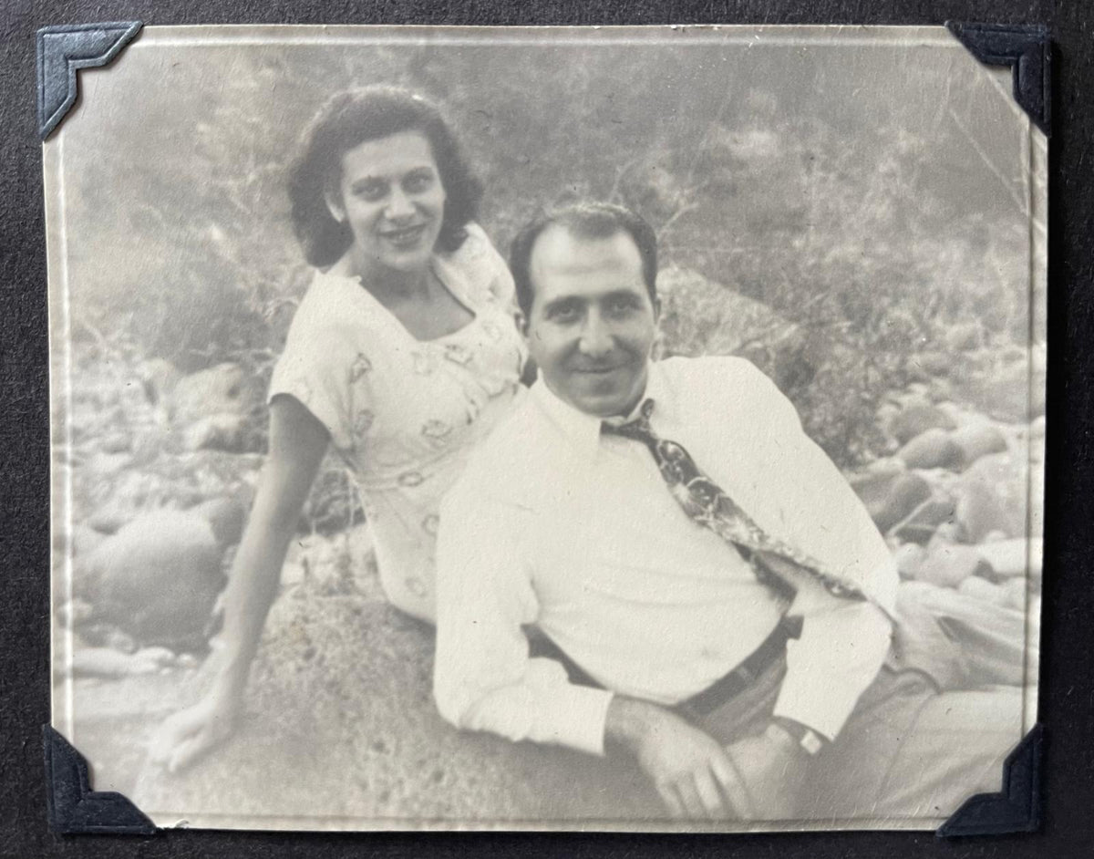 Doña Linda Kafati, daughter of Don Gabriel Kafati, founder of Café El Indio, in a family photograph